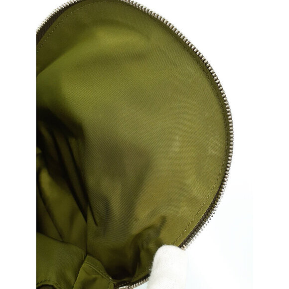 Gucci the Grid Sling Backpack Body Bag - Picture 4 of 9